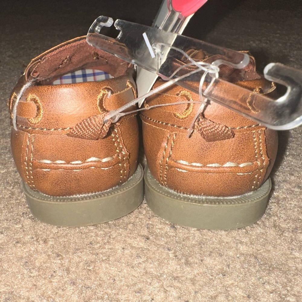 NWT | Carter’s toddler dressy shoes | size 5 - Picture 4 of 6